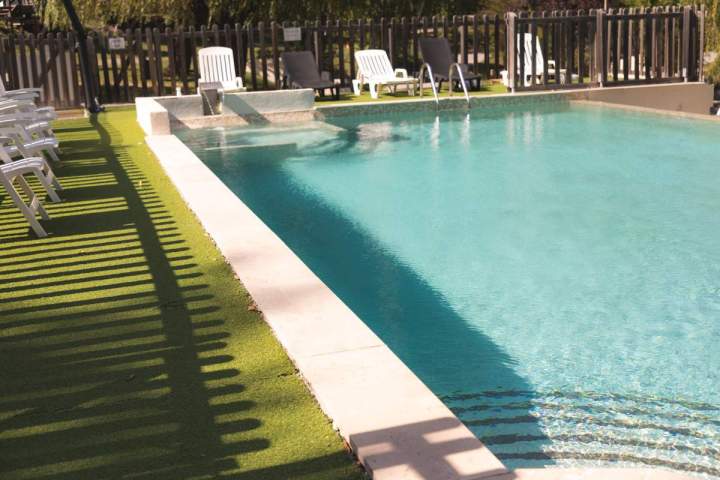 Piscine à Débordement (2)